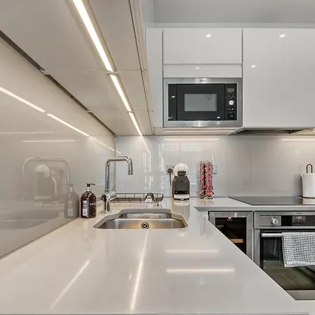 Stylish And Spacious- One Bed In Nine Elms Londres Exterior foto