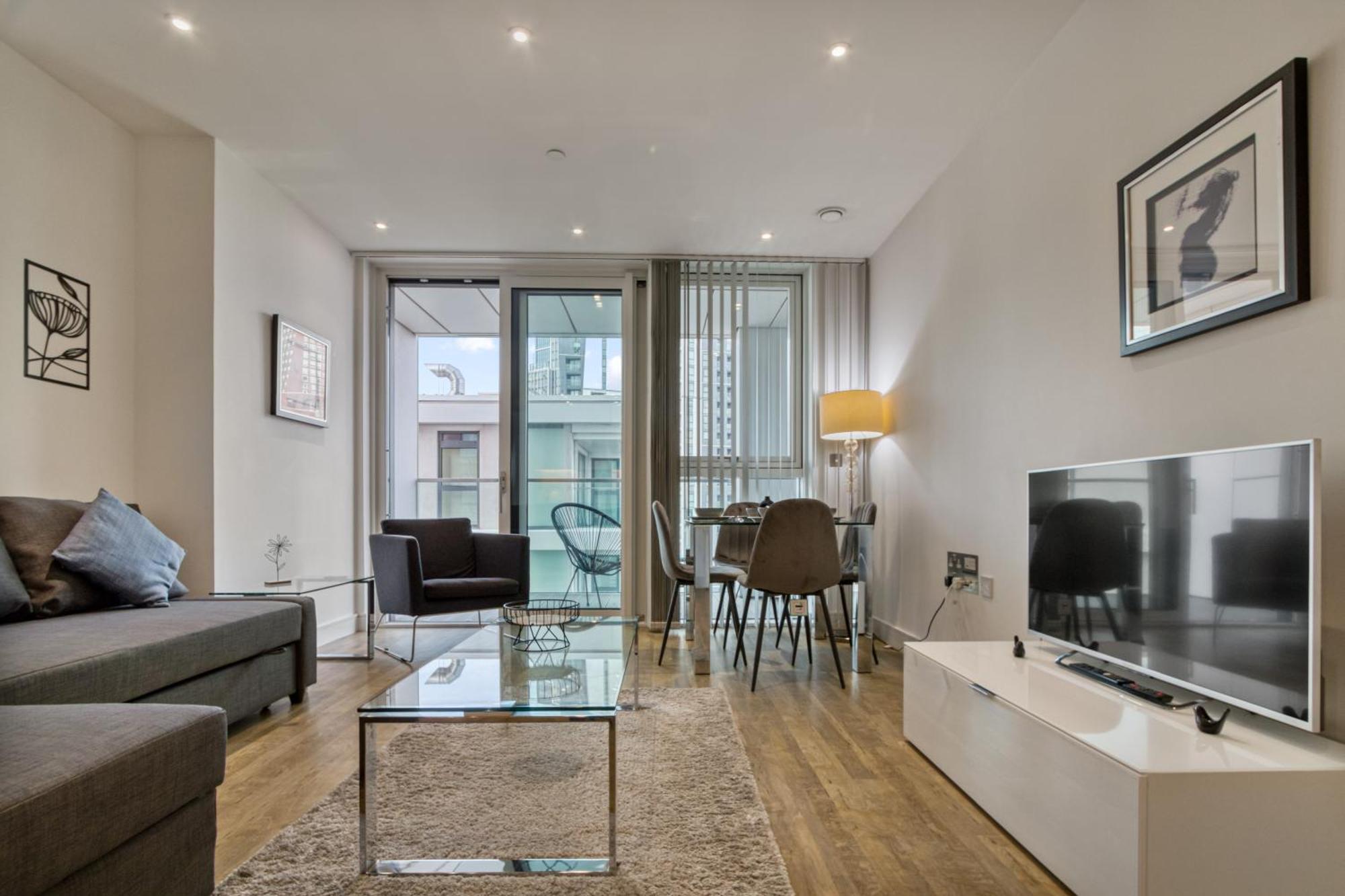 Stylish And Spacious- One Bed In Nine Elms * Londres