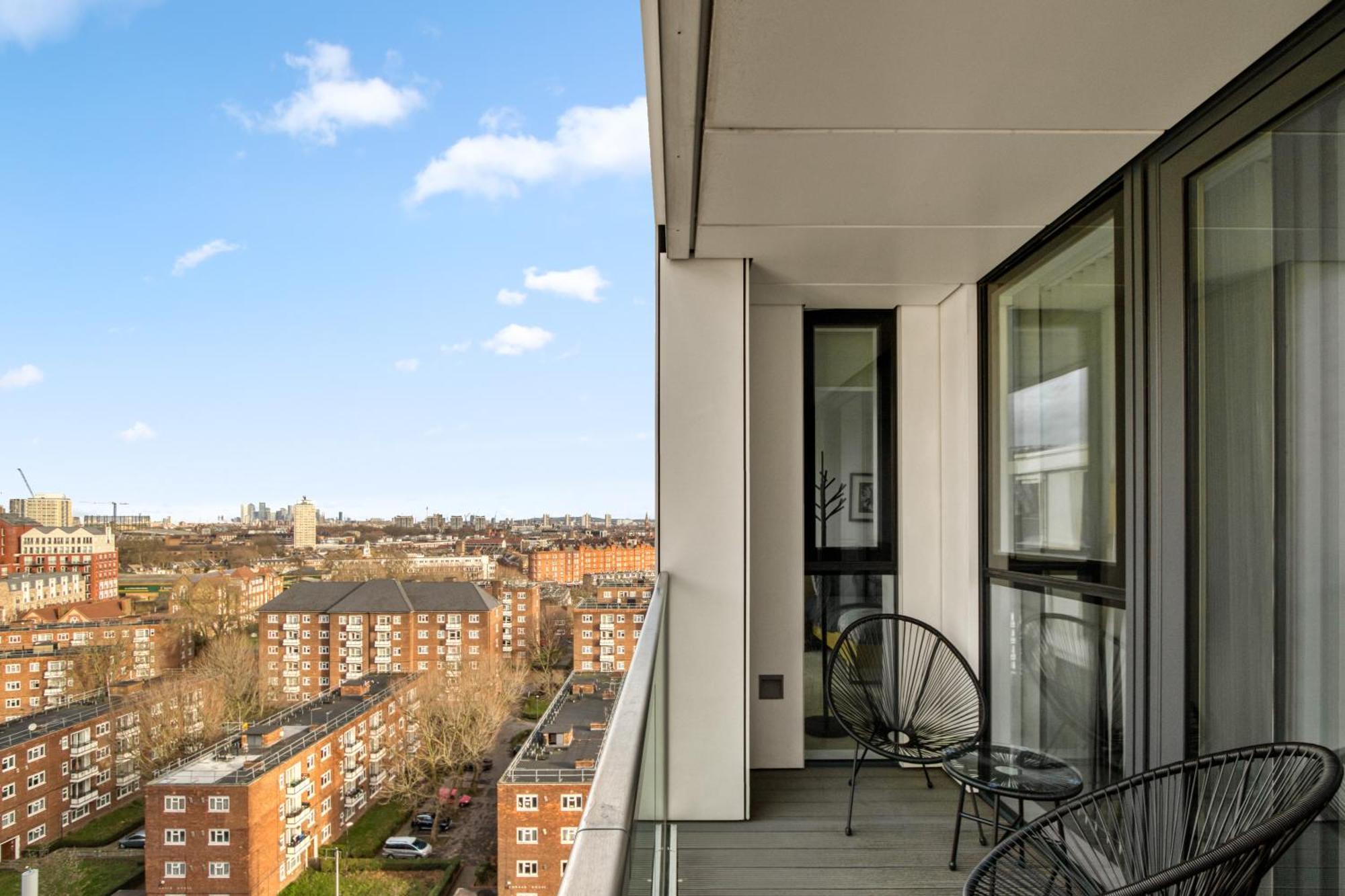 Stylish And Spacious- One Bed In Nine Elms Apartamento